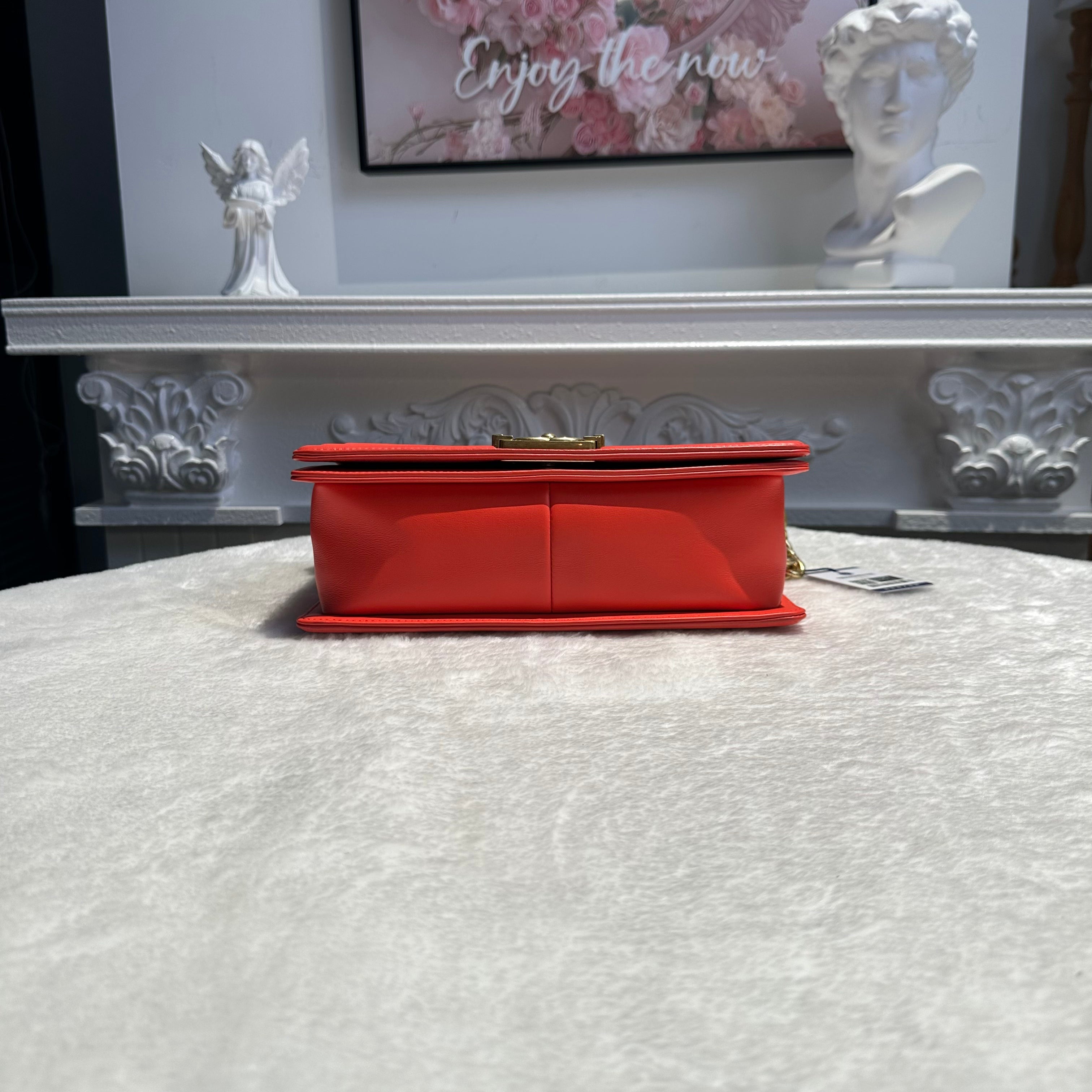 【#254】Pre-owned Chanel Medium Boy Bag Red Quilted Lambskin Leather with Gold-Tone Hardware  1