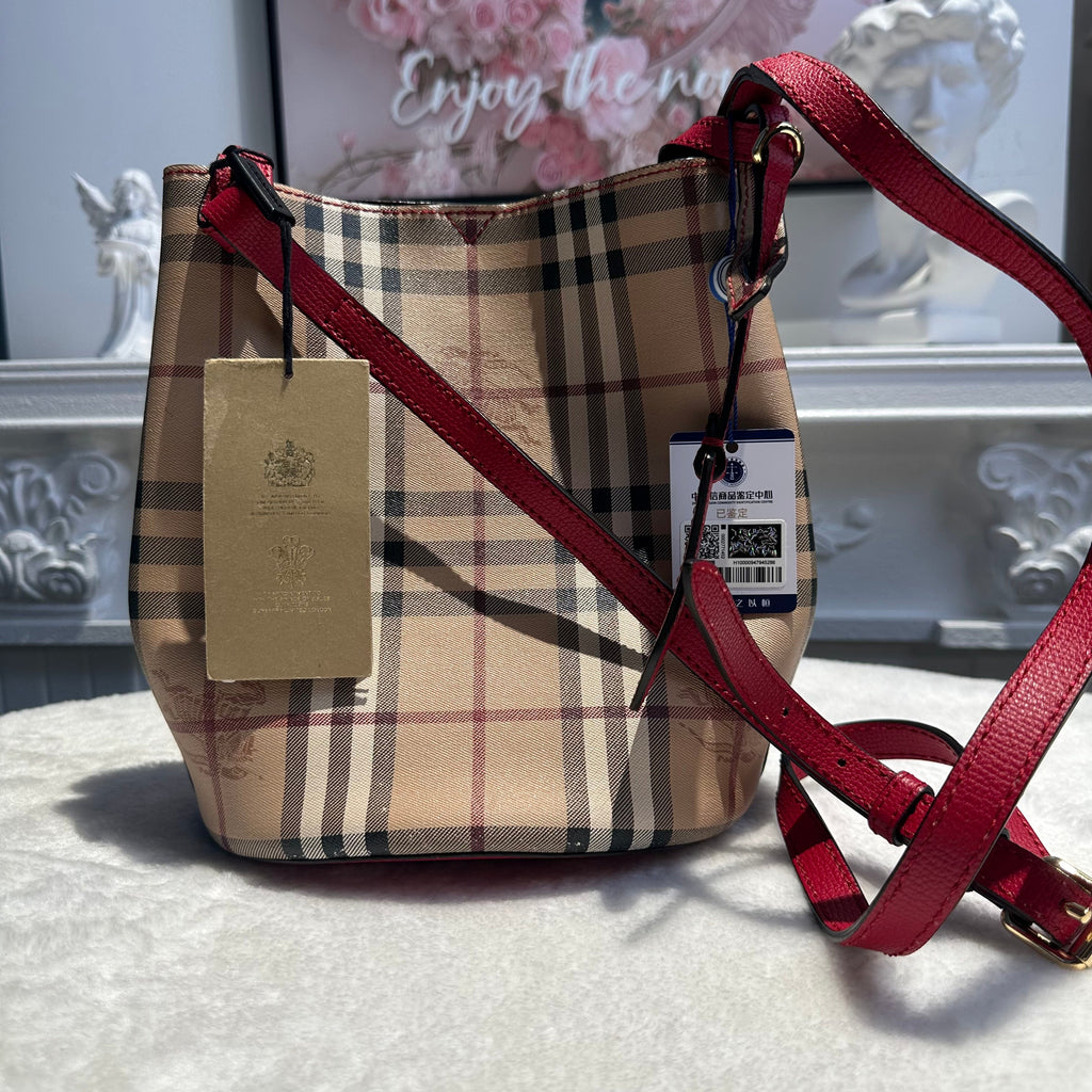 【#270】Pre-owned Burberry Small Bucket Bag Vintage Check Canvas with Red Leather Trim