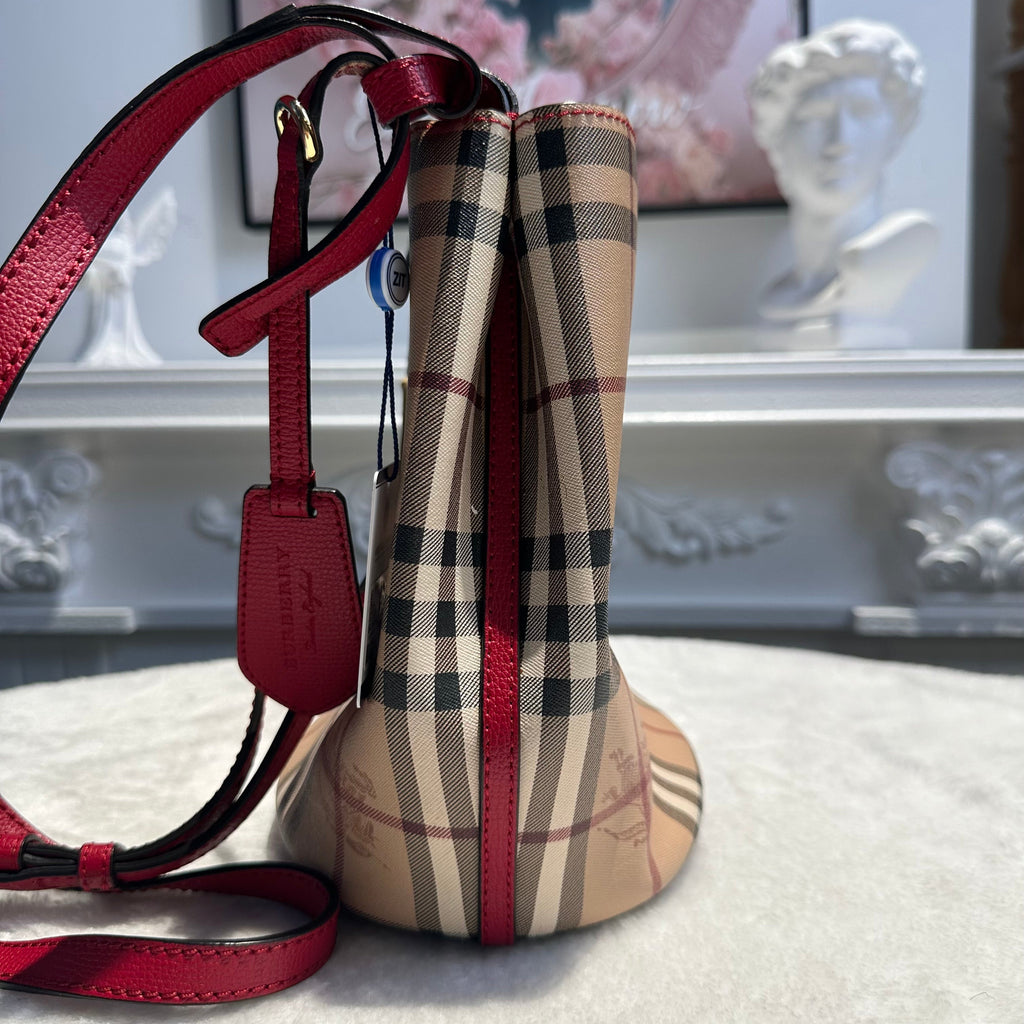 【#270】Pre-owned Burberry Small Bucket Bag Vintage Check Canvas with Red Leather Trim