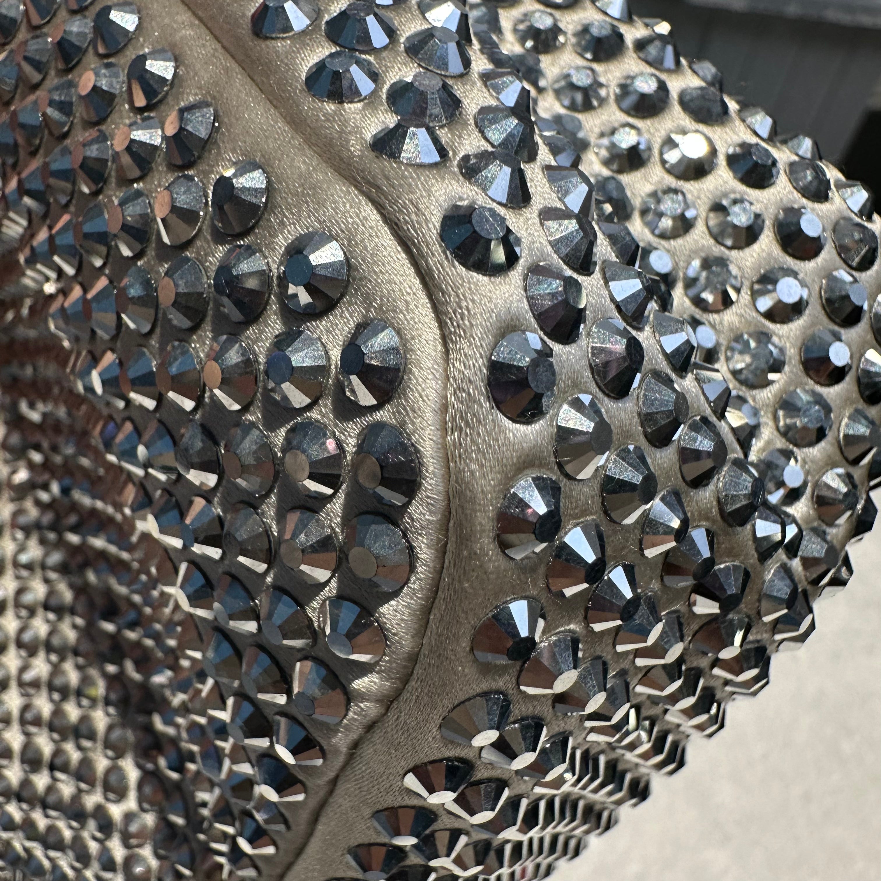 【#239】Pre-owned Prada Re-Edition 2005 Hobo Bag Silver Crystal-Embellished Satin