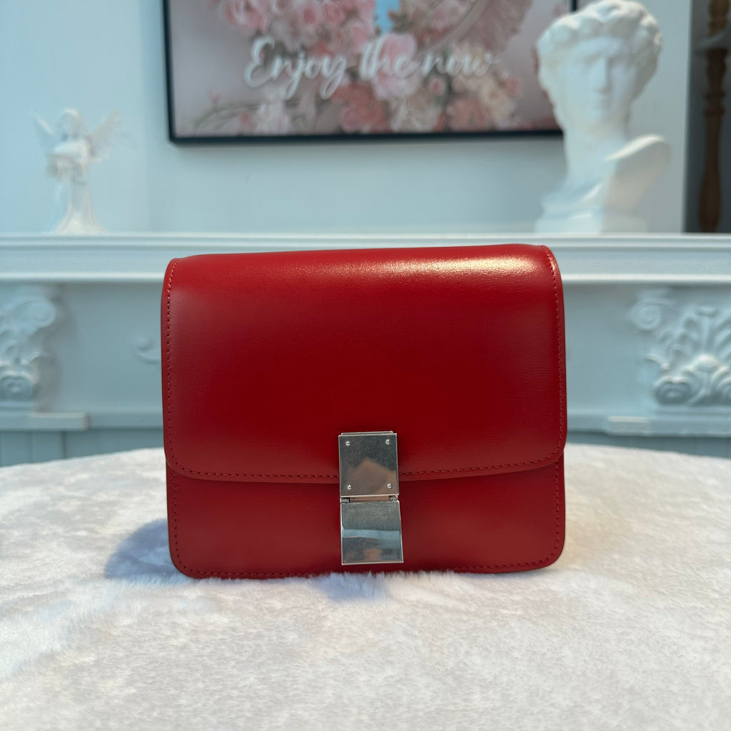 【#262】Pre-owned Celine Medium Classic Box Bag Red Smooth Calfskin Leather with Silver-Tone Hardware