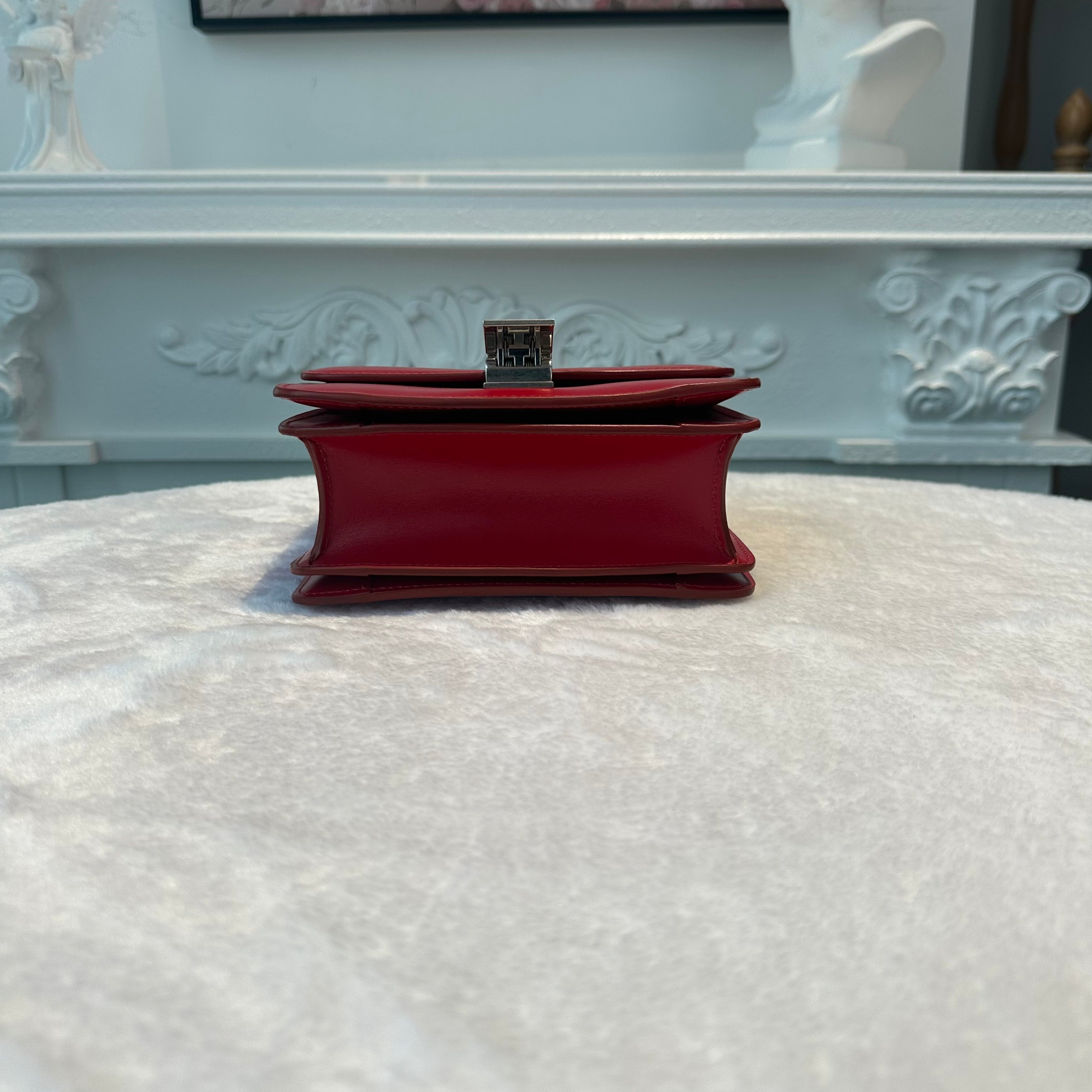 【#262】Pre-owned Celine Medium Classic Box Bag Red Smooth Calfskin Leather with Silver-Tone Hardware