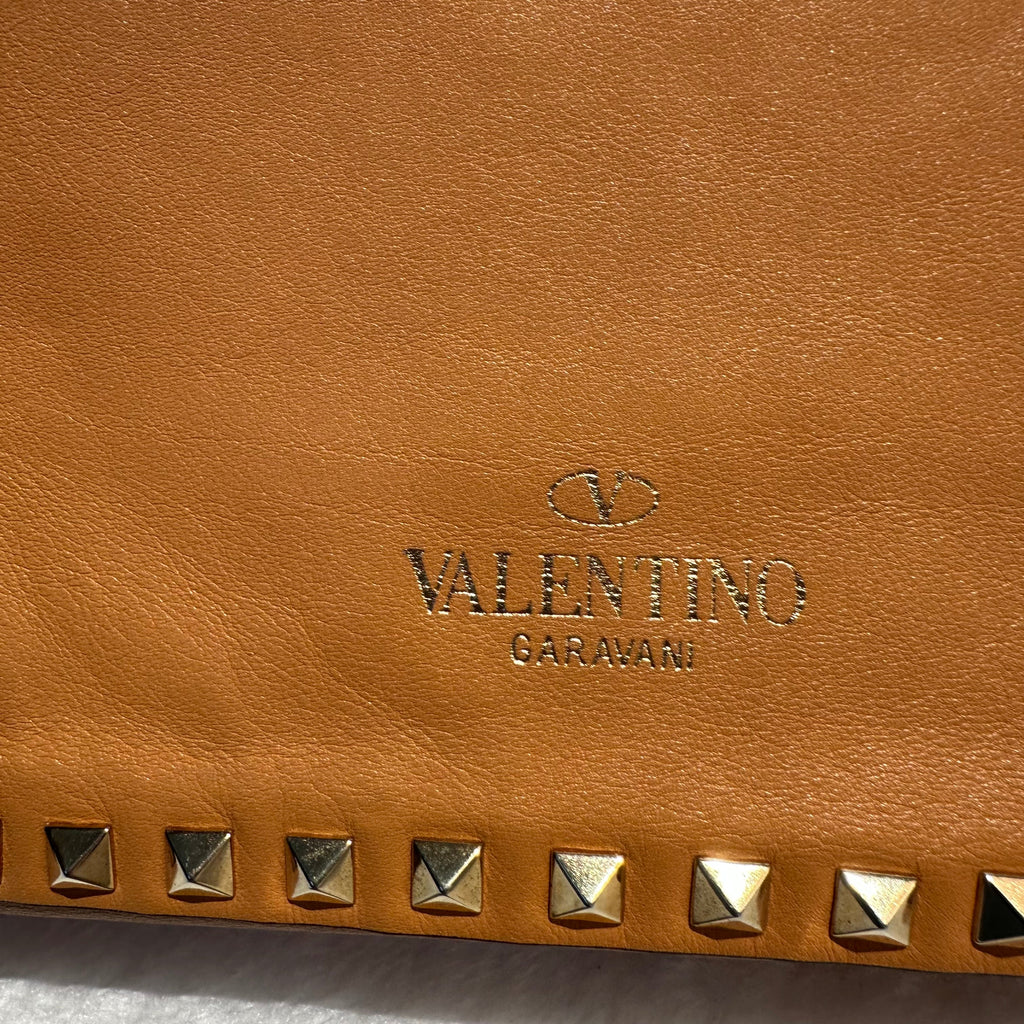 【#241】Pre-owned Valentino Garavani Rockstud Large Tote Bag Beige Grained Calfskin Leather