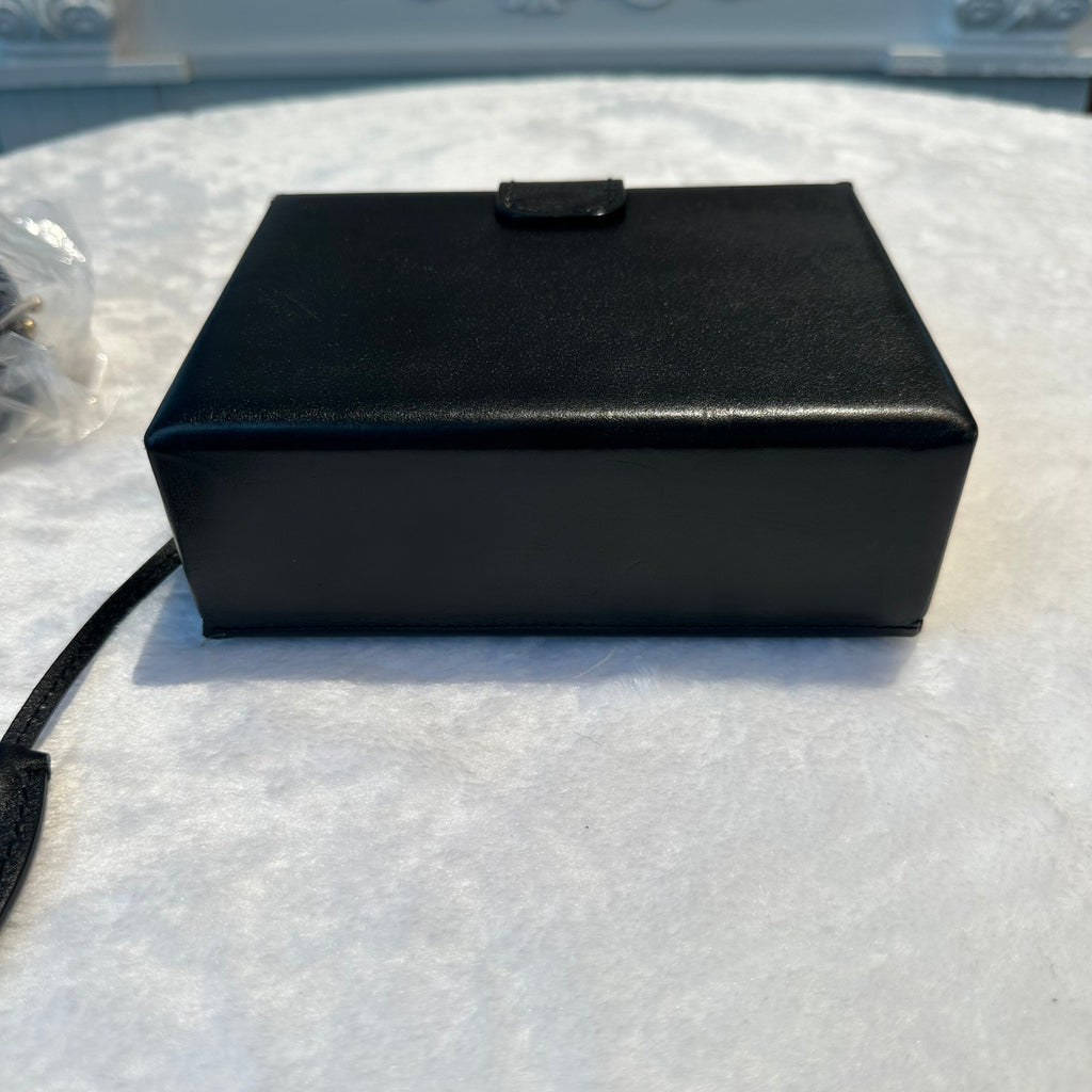 【#256】Pre-owned Dior Zodiac "Libra / Balance" Box Bag Black Smooth Leather with Gold-Tone Hardware