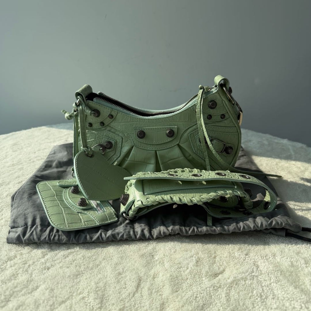【#158】Pre-owned BALENCIAGA Le Cagole XS Light Blue Croc-Embossed Leather Distressed Silver Hardware Crossbody Bag HZ251218&&