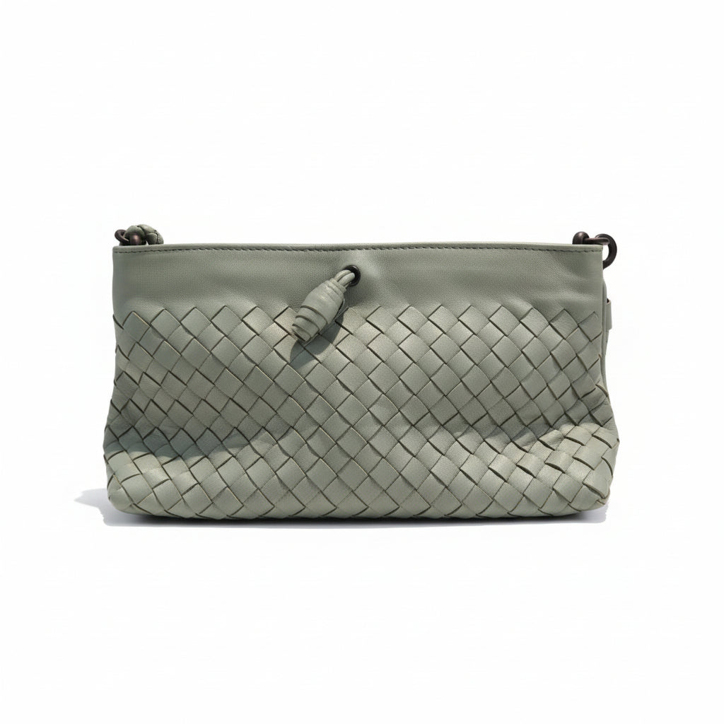 【#129】Pre-owned BOTTEGA VENETA Intrecciato Small Light Green Lambskin clutch HZ2601190&&