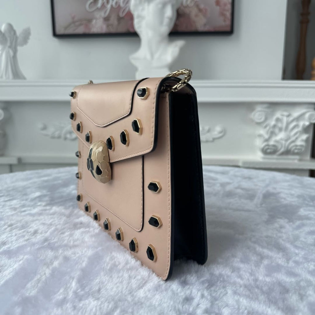 【#003】Pre-owned BVLGARI Serpenti Forever Small Beige Smooth Calfskin Studded Shoulder Bag HZ2511010&&