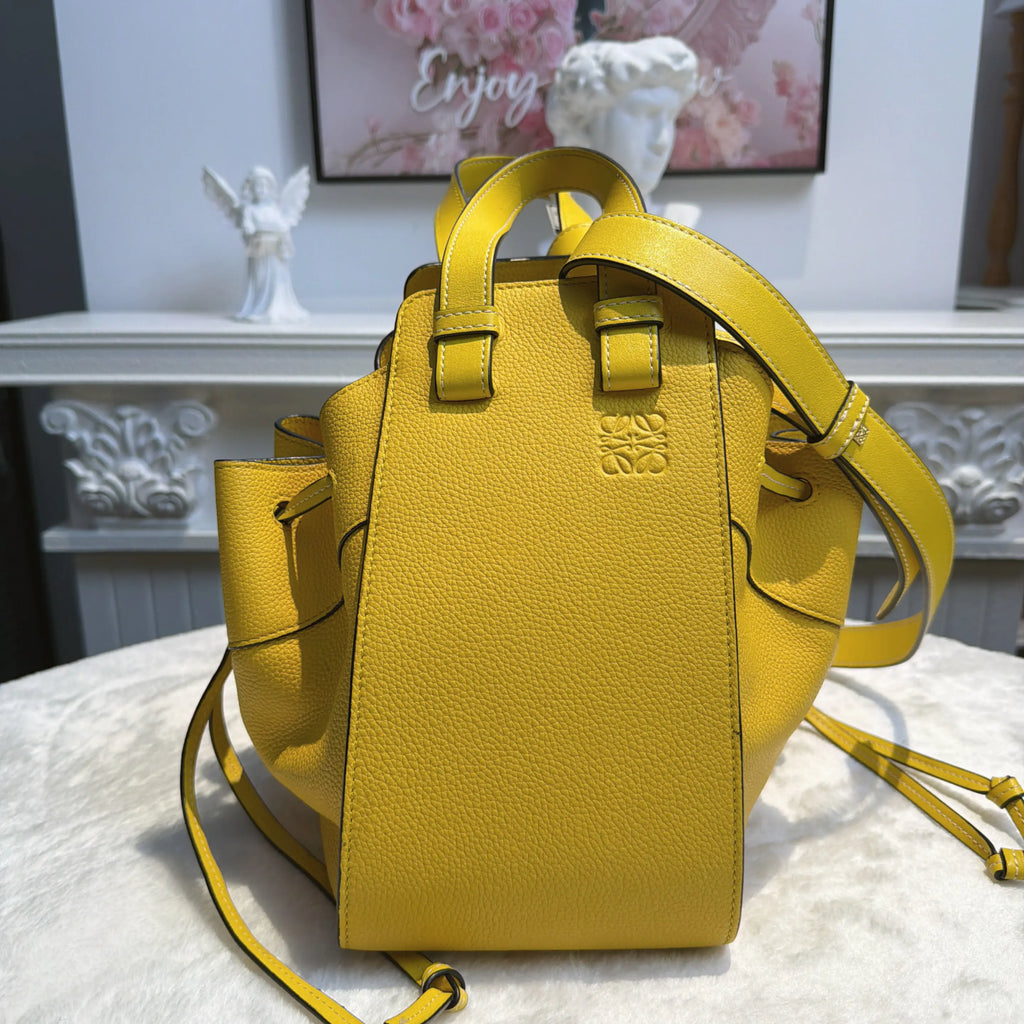 【#111】Pre-owned Loewe Hammock Mini Yellow Calfskin Crossbody Bag HZ260206019