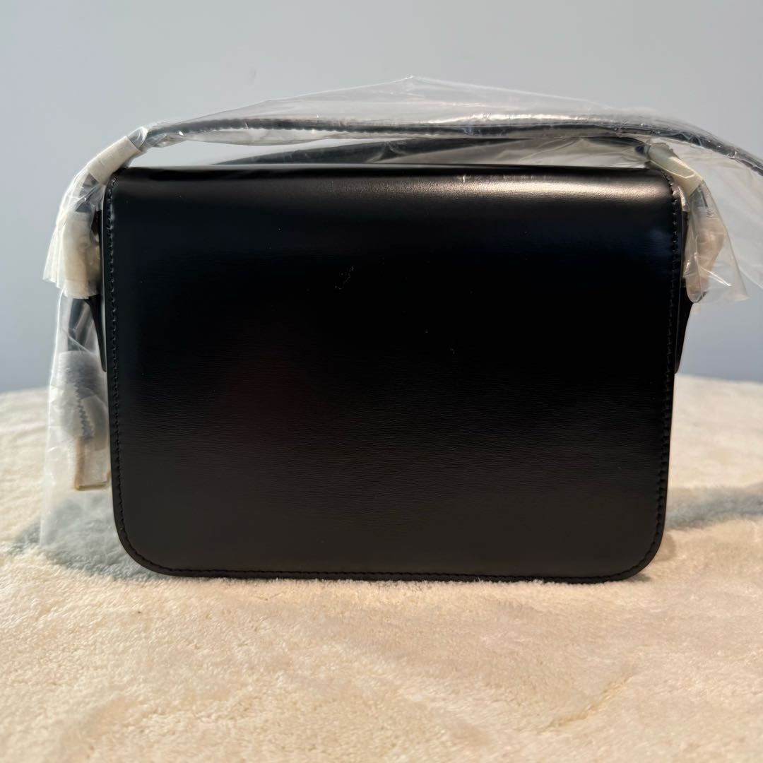 【#223】Pre-owned Celine Triomphe Small Shoulder Bag Black Shiny Calfskin Leather