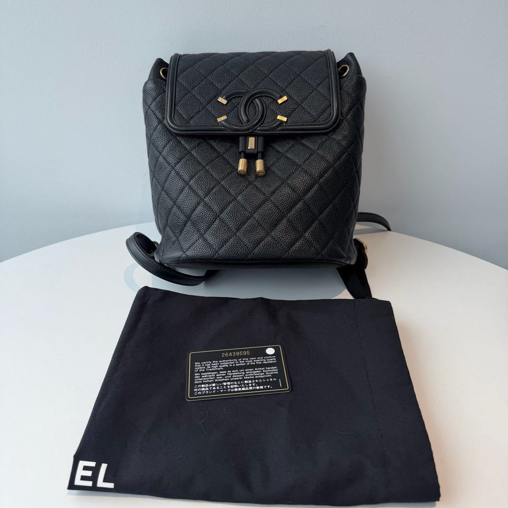 【#035】Pre-owned Chanel Filigree Backpack Small Black  Calfskin Backpack HZ250711019