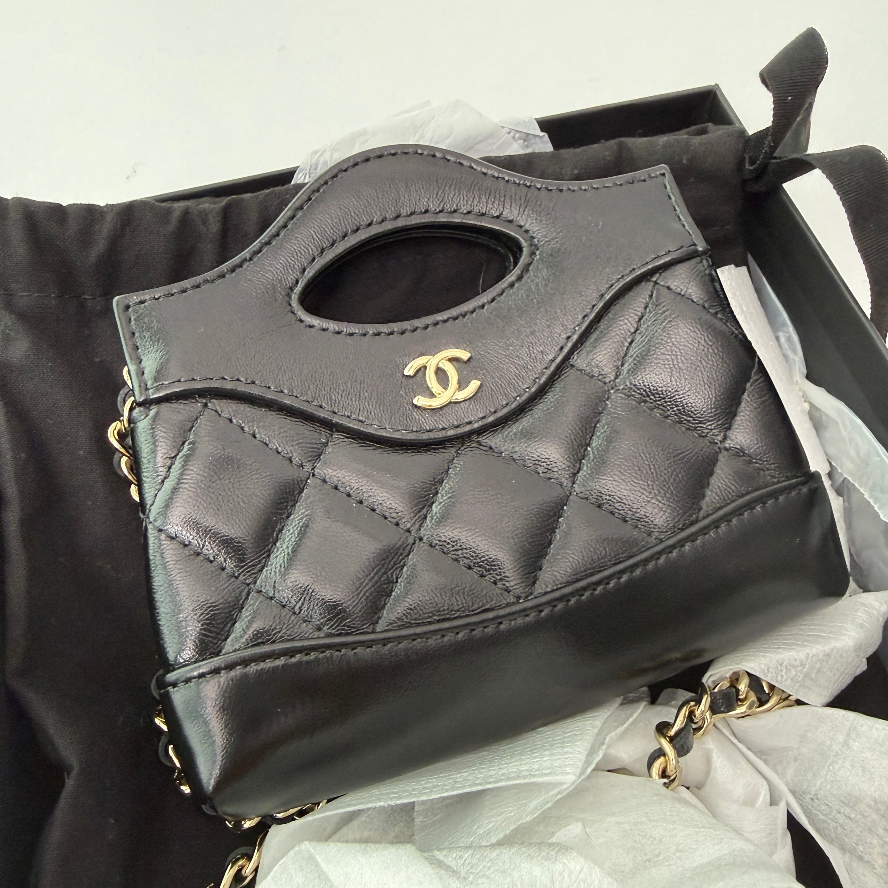 【#027】Pre-owned Chanel Medium 2.55 Reissue Black Caviar Leather Shoulder Bag HZ2511060&&