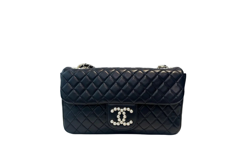 【#037】Pre-owned Chanel Medium Classic Flap Black Caviar Leather Pearl CC Clasp Shoulder Bag HZ25071101300052