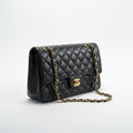【#022】Pre-owned Chanel Medium Classic Flap Black Lambskin Leather Shoulder Bag HZ2601190&&