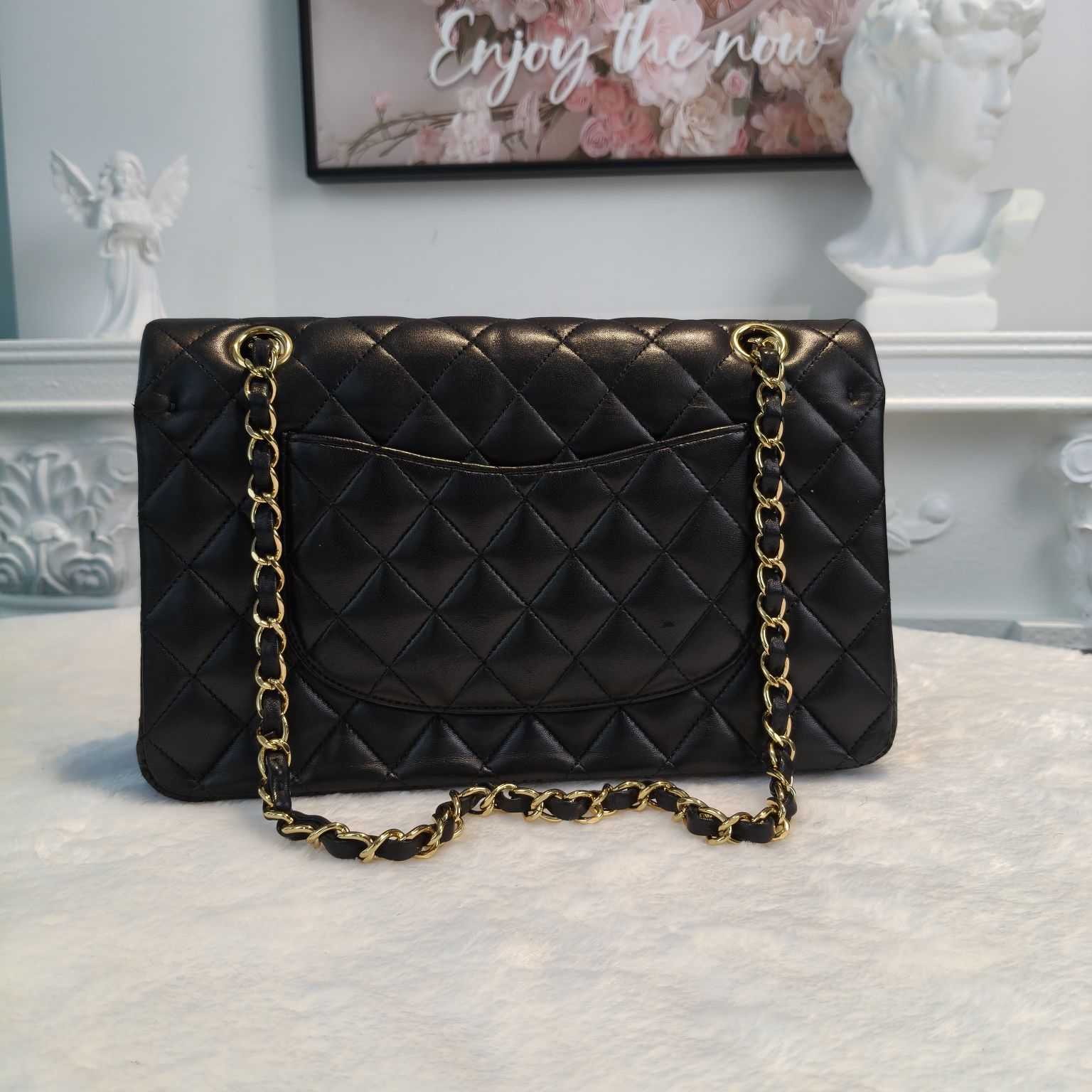 【#022】Pre-owned Chanel Medium Classic Flap Black Lambskin Leather Shoulder Bag HZ2601190&&