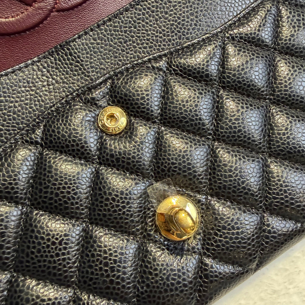 【#231】Pre-owned CHANEL CLASSIC FLAP Medium Black Quilted Caviar Leather Gold Hardware Shoulder Bag
