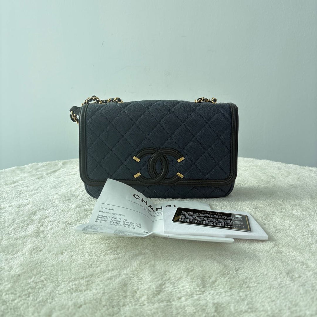 【#023】Pre-owned Chanel Mademoiselle Medium Navy Blue & Black Grained Caviar Leather Shoulder Bag HZ251204018