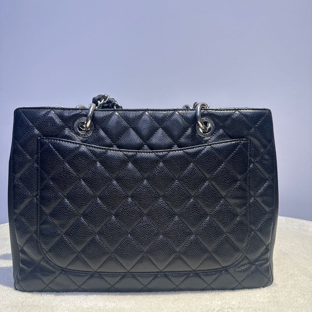 【#041】Pre-owned Chanel Medium 19 Bag Black Caviar Leather Shoulder Bag HZ250422011