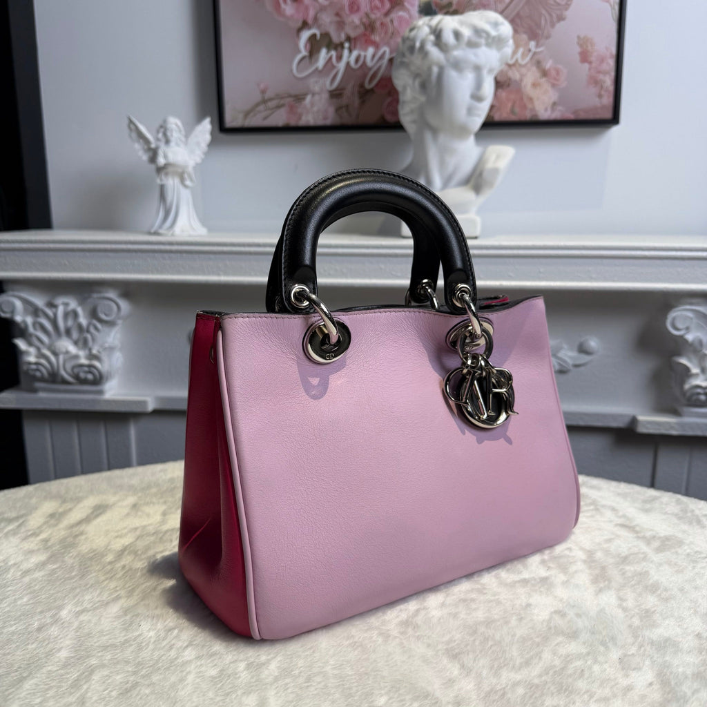 【#137】Pre-owned Dior Diorissimo Small Light Purple and Black Calfskin Leather with Silver Charm Shoulder Bag / Tote Bag HZ2602070147&&