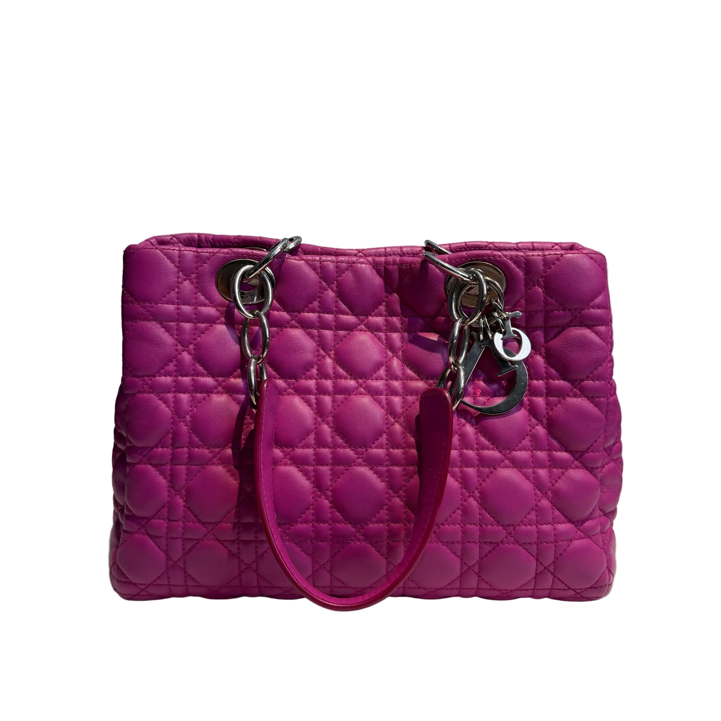 【#138】Pre-owned Dior Soft Small Deep Pink Lambskin Gold Hardware Shoulder Bag HZ260131012