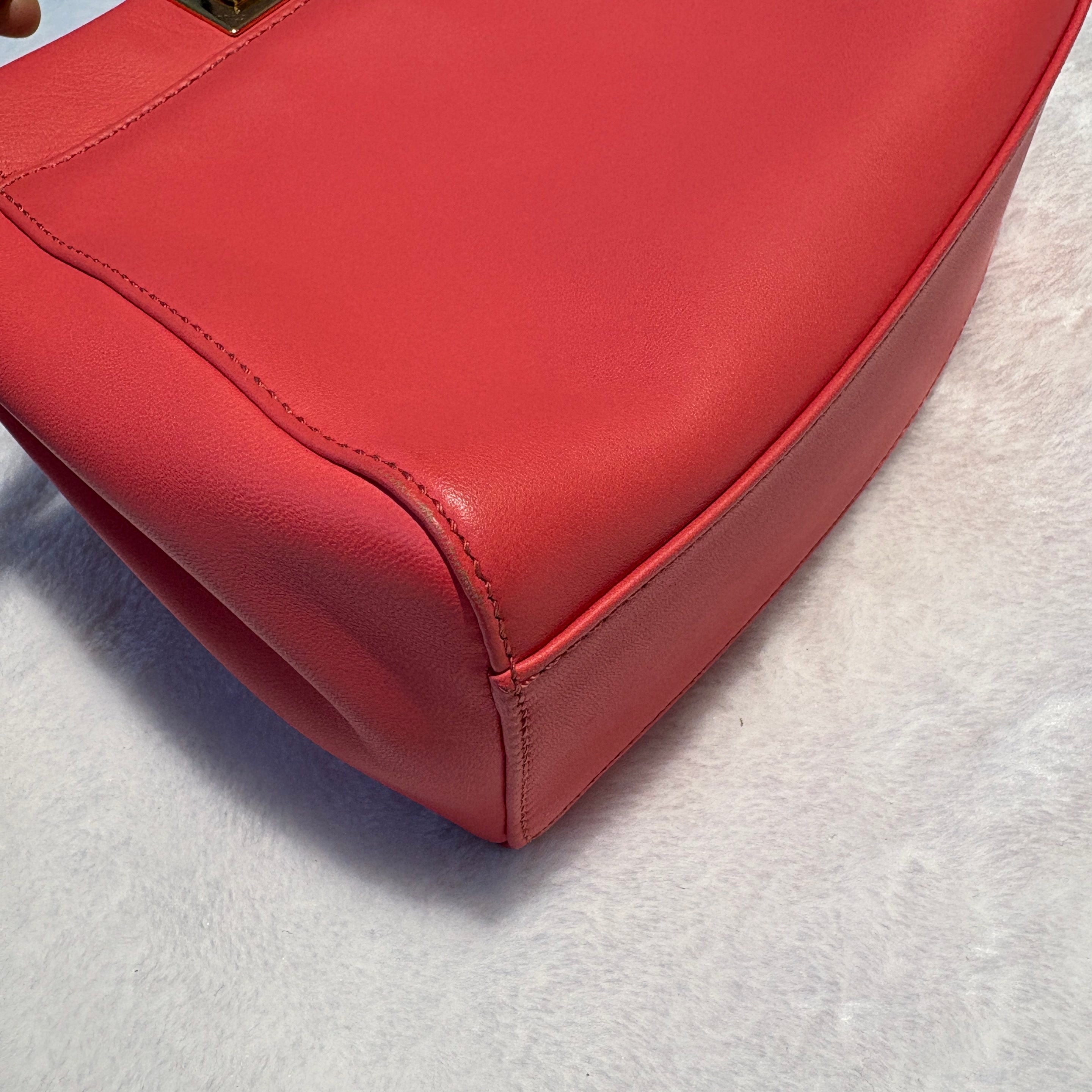 【#117】Pre-owned FENDI Peekaboo Iconic Mini Red Lambskin Leather Handbag&Shoulderbag HZ2601310&&