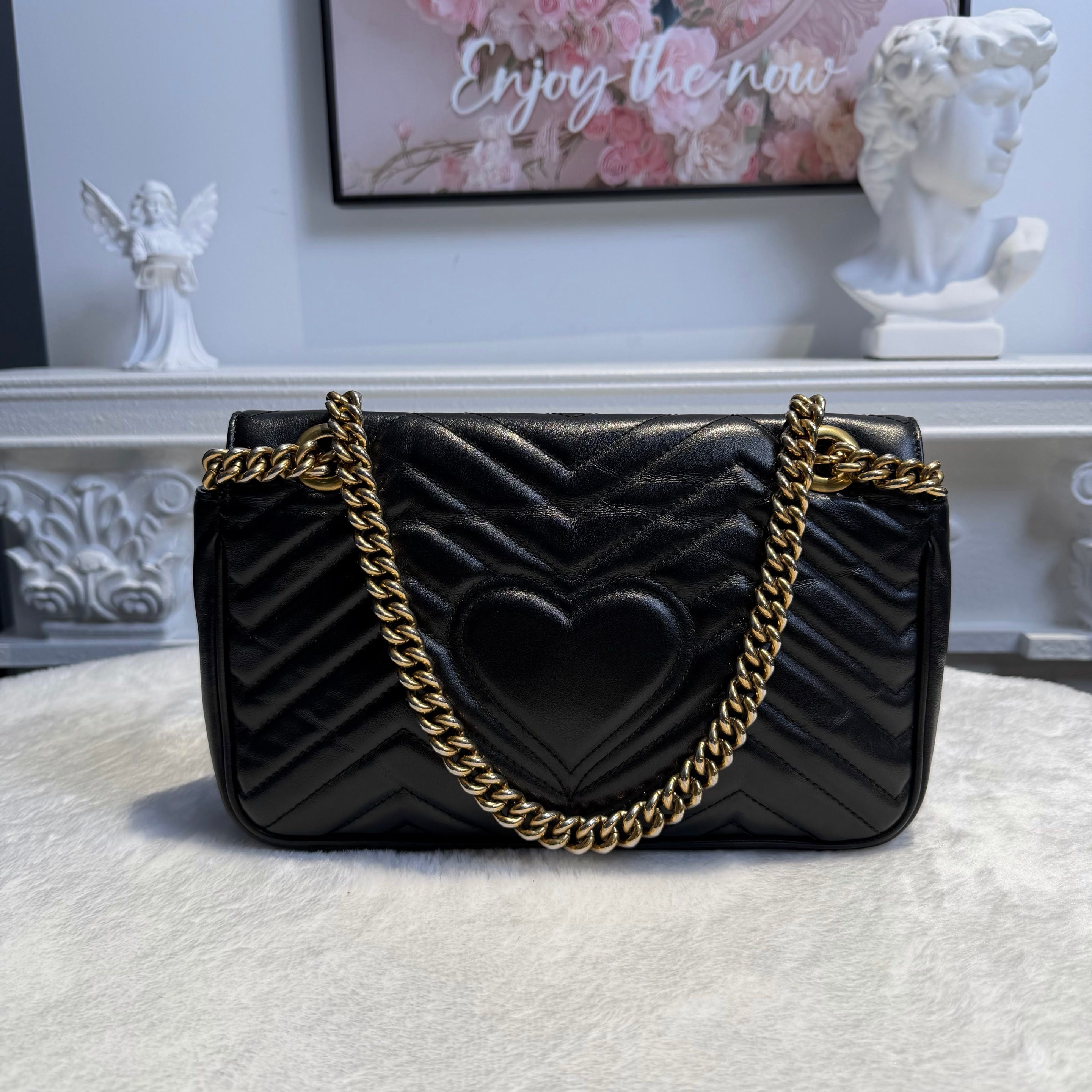 【#184】Pre-owned GUCCI Marmont Medium 26cm Black Matelassé Calfskin Leather Chain Shoulder Bag