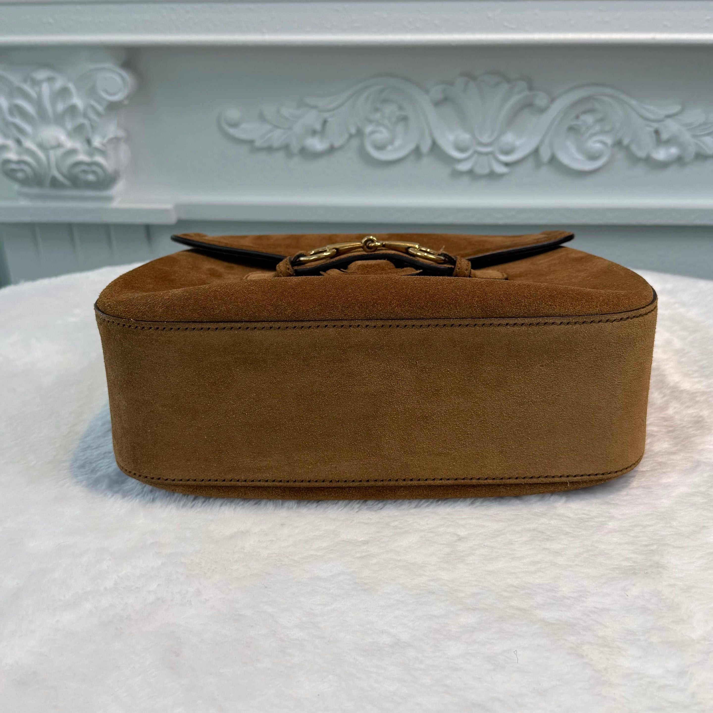 【#282】Pre-owned Gucci Horsebit 1955 Small Saddle Bag Suede in Cognac Brown with Gold-Tone Hardware