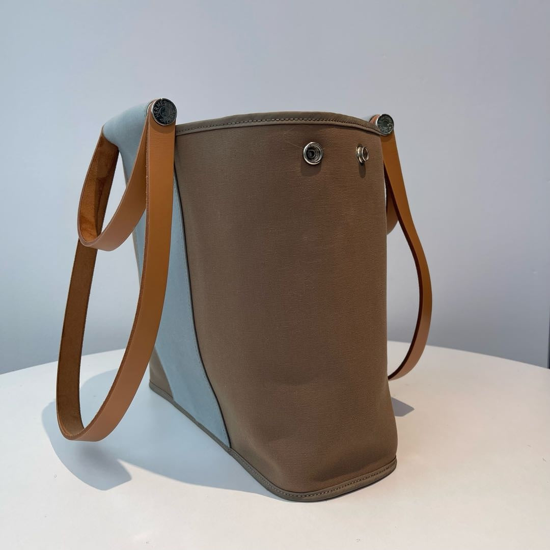 【#006】Pre-owned Hermès Cabag 32 Q Stamp Blue-Grey Canvas Leather Tote Bag HZ251022013
