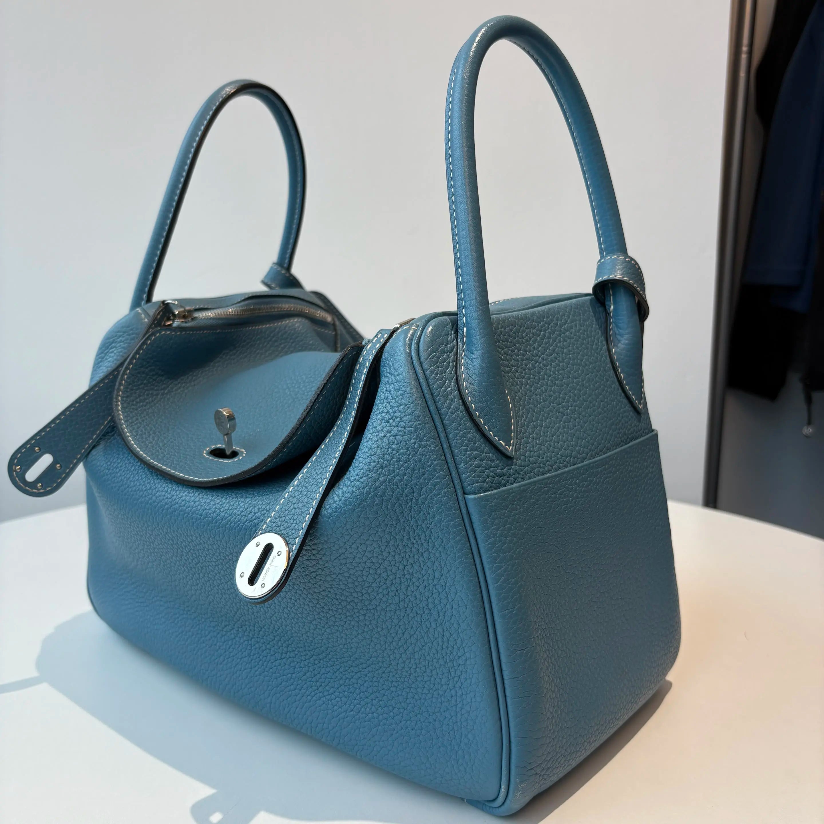 【#009】Pre-owned Hermès Lindy 18 Jean Blue Clemence Leather Shoulder Bag HZ251107014