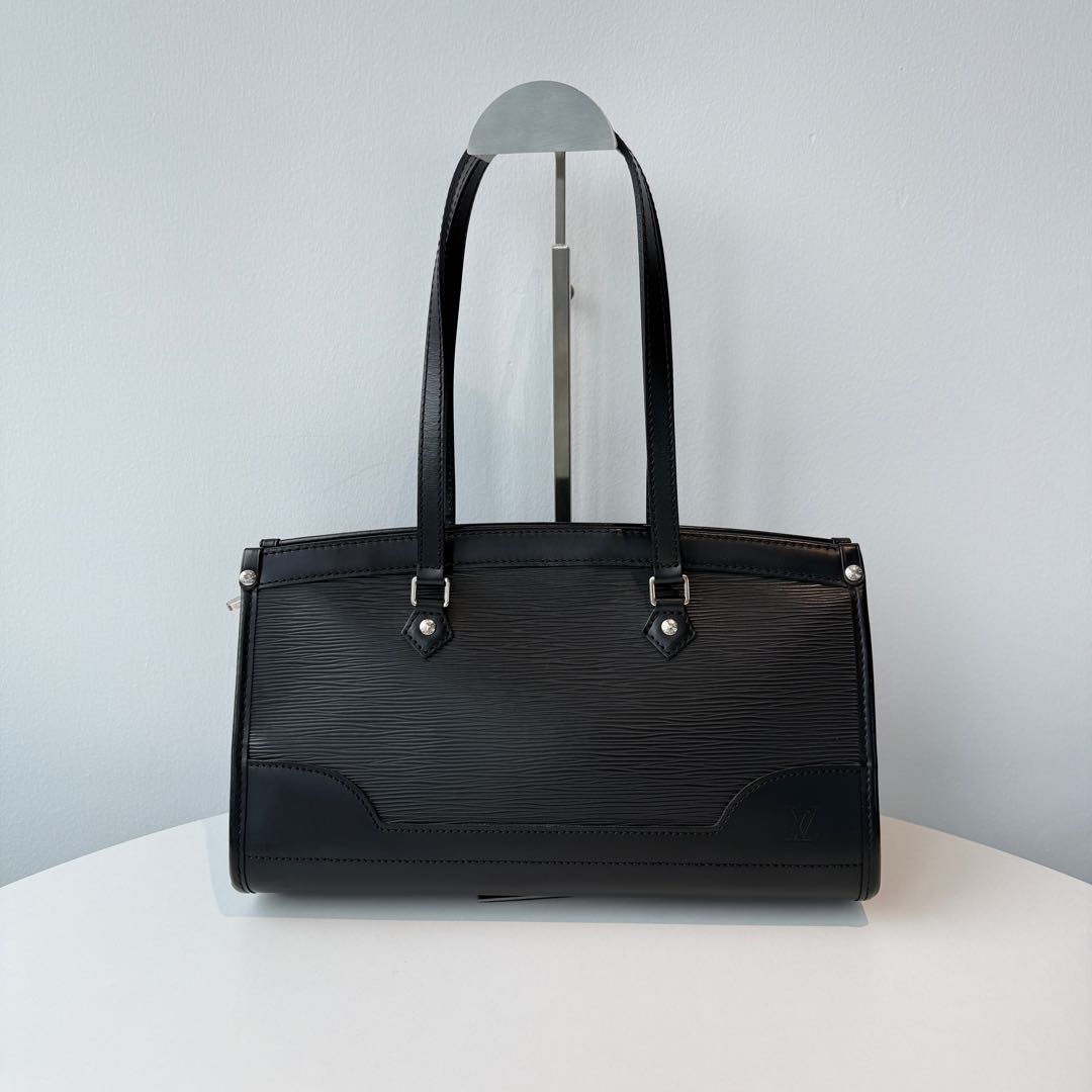 【#077】Pre-owned Louis Vuitton Madeleine PM Black Epi Leather Tote BagHZ2511010&&