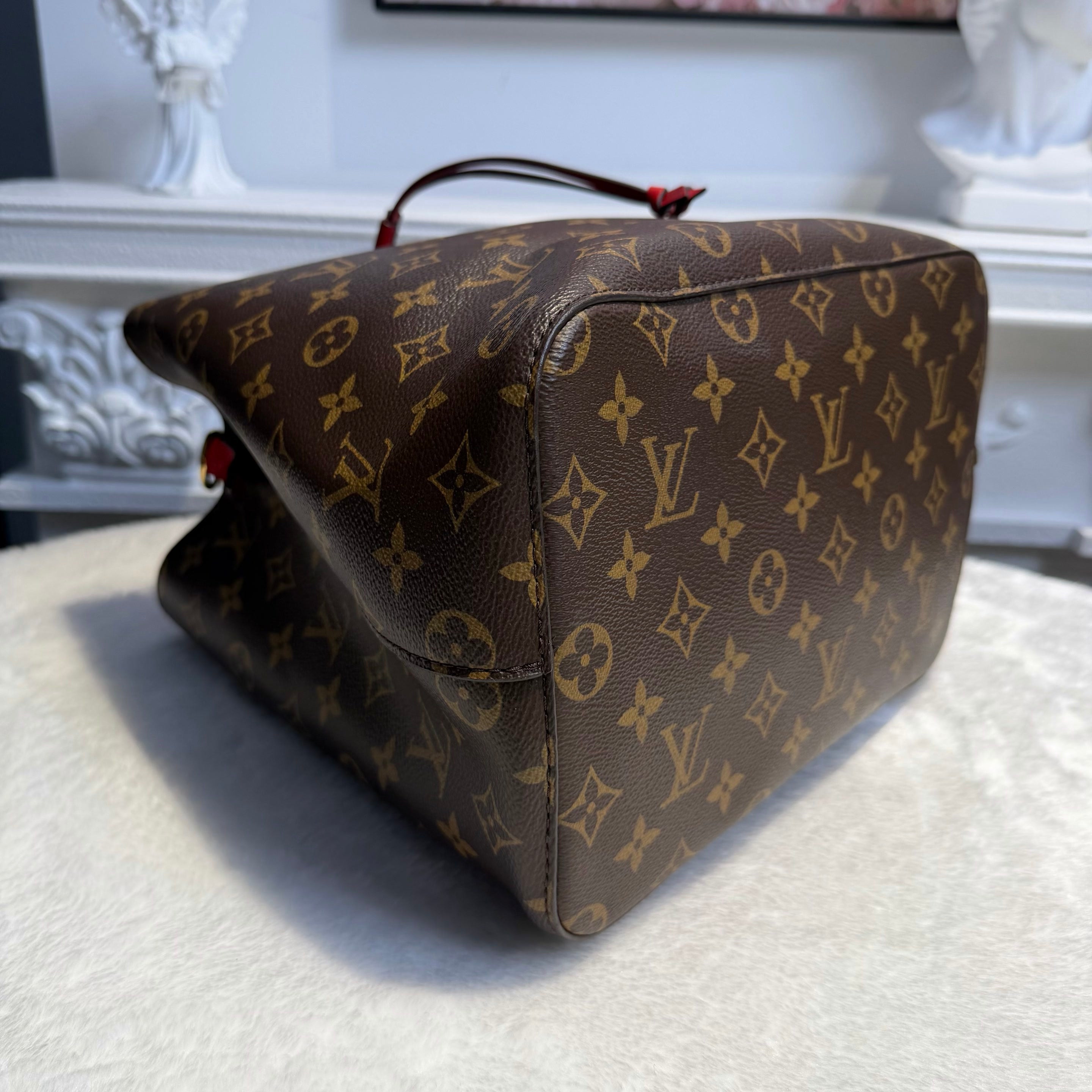 【#060】Pre-owned Louis Vuitton Néonoé MM Monogram Canvas Coquelicot Red Leather Bucket BagHZ2601310&&