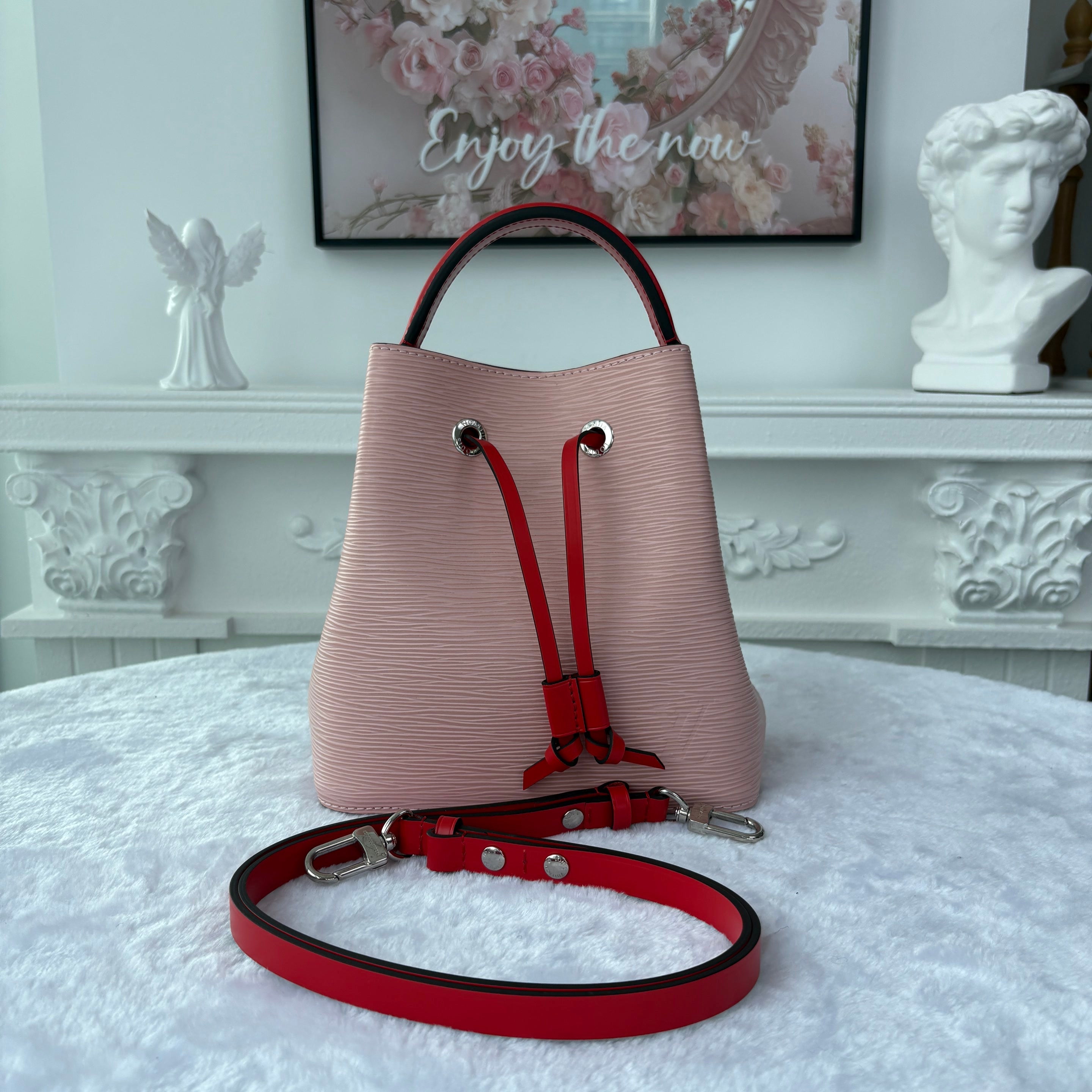 【#041】Pre-owned Louis Vuitton Noé BB Pink Epi Leather Bucket Bag with Red AccentsHZ2603060&&