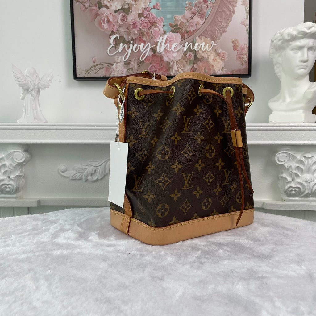 【#036】Pre-owned Louis Vuitton Pochette Métis Black Monogram Empreinte Calfskin Leather Shoulder Bag