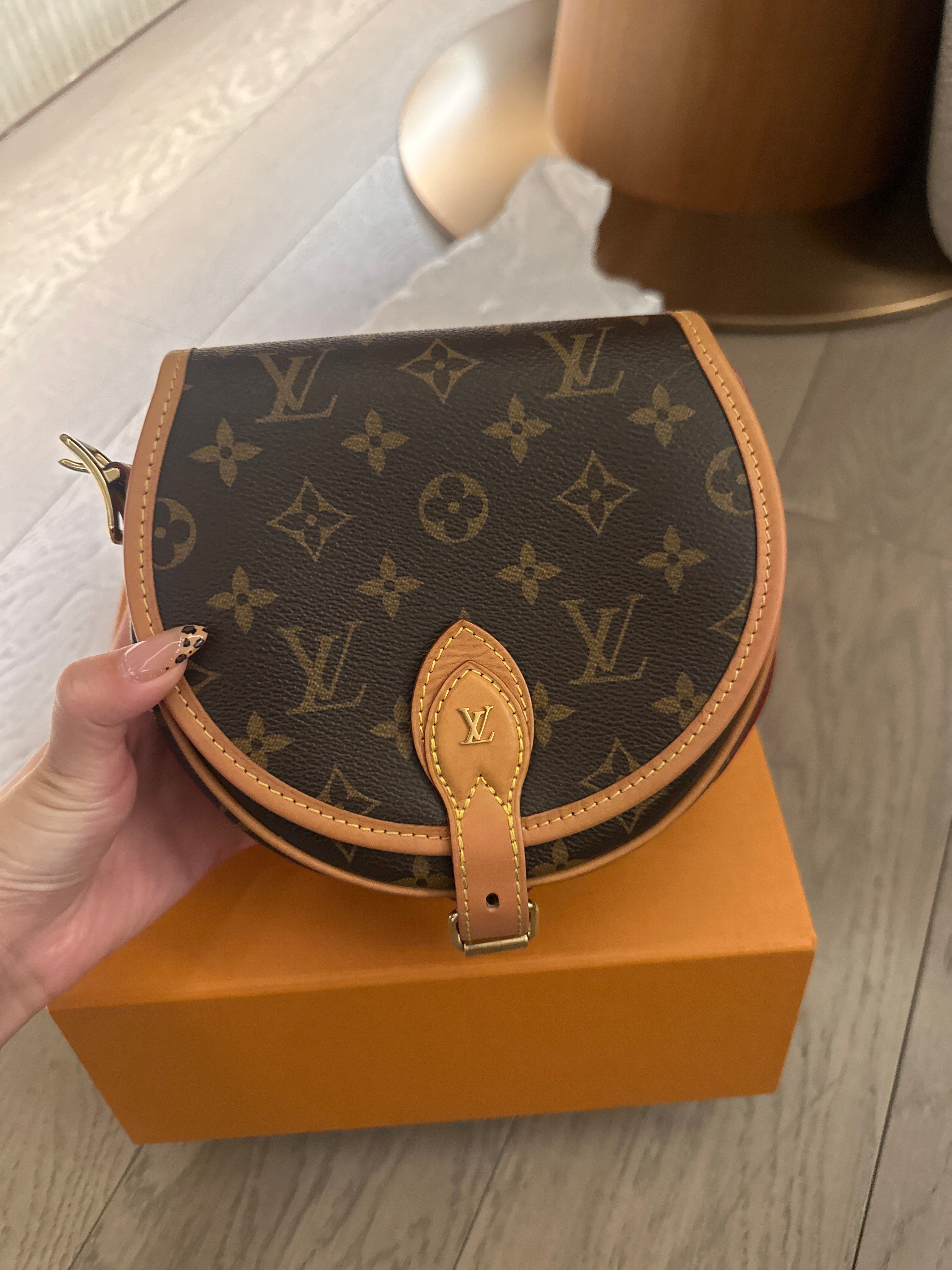 【#086】Pre-owned Louis Vuitton Tambourin Monogram Canvas Saddle BagHZ2509290&&