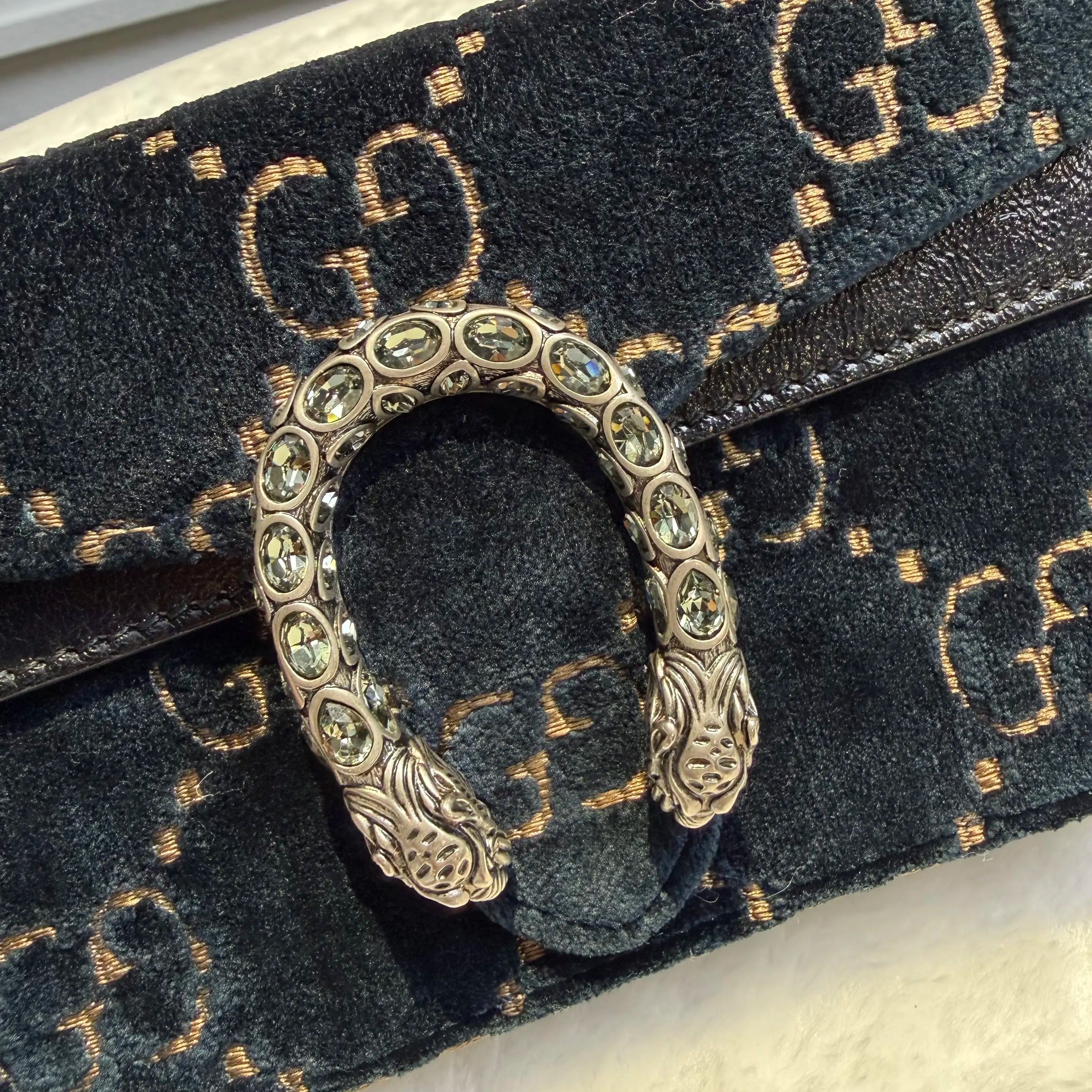 【#177】Pre-owned Gucci Dionysus Small Deep Blue Velvet Cross body bag HZ2602280&&