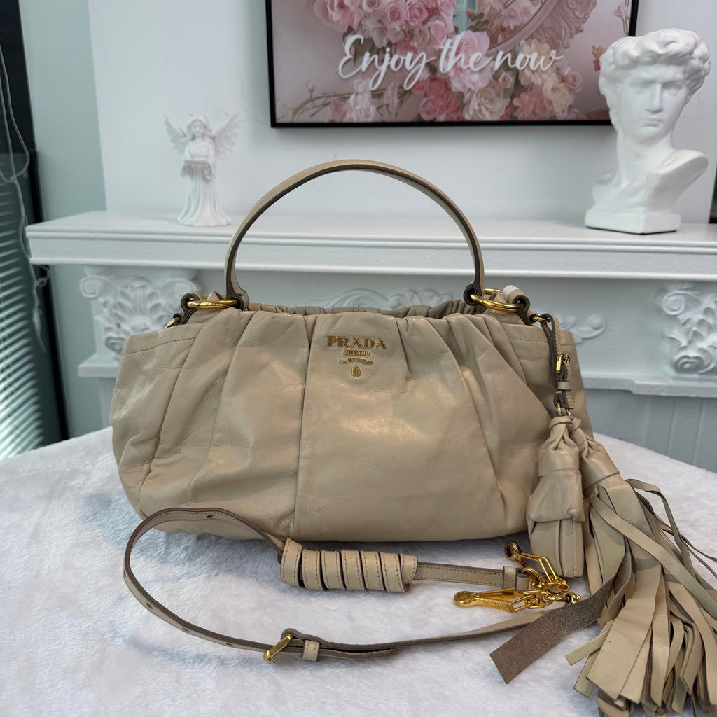 【#280】Pre-owned Prada Medium Ruched Leather Handbag in Beige with Gold-Tone Hardware