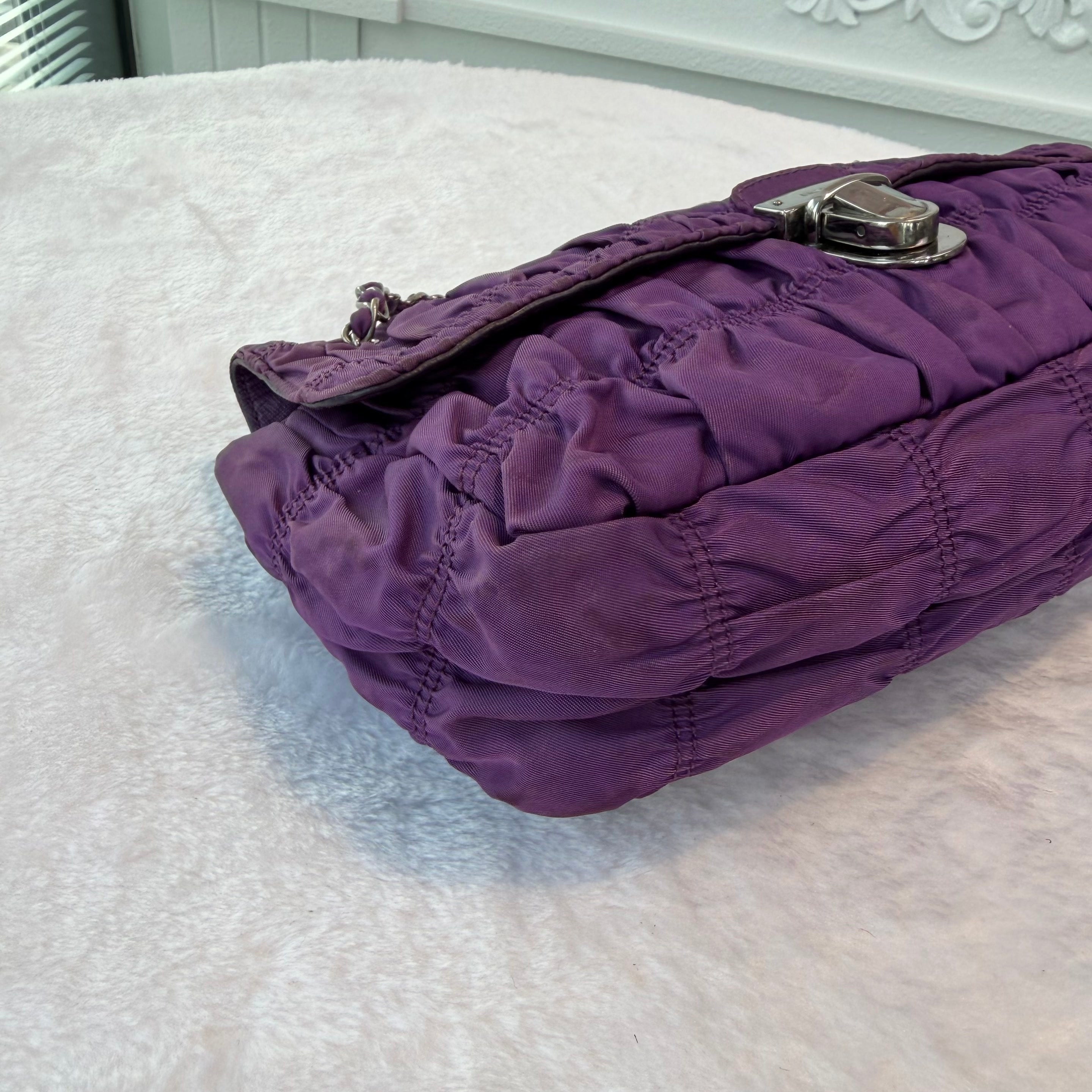 【#278】Pre-owned Prada Ruched Nylon Chain Shoulder Bag in Deep Purple with Silver-Tone Hardware