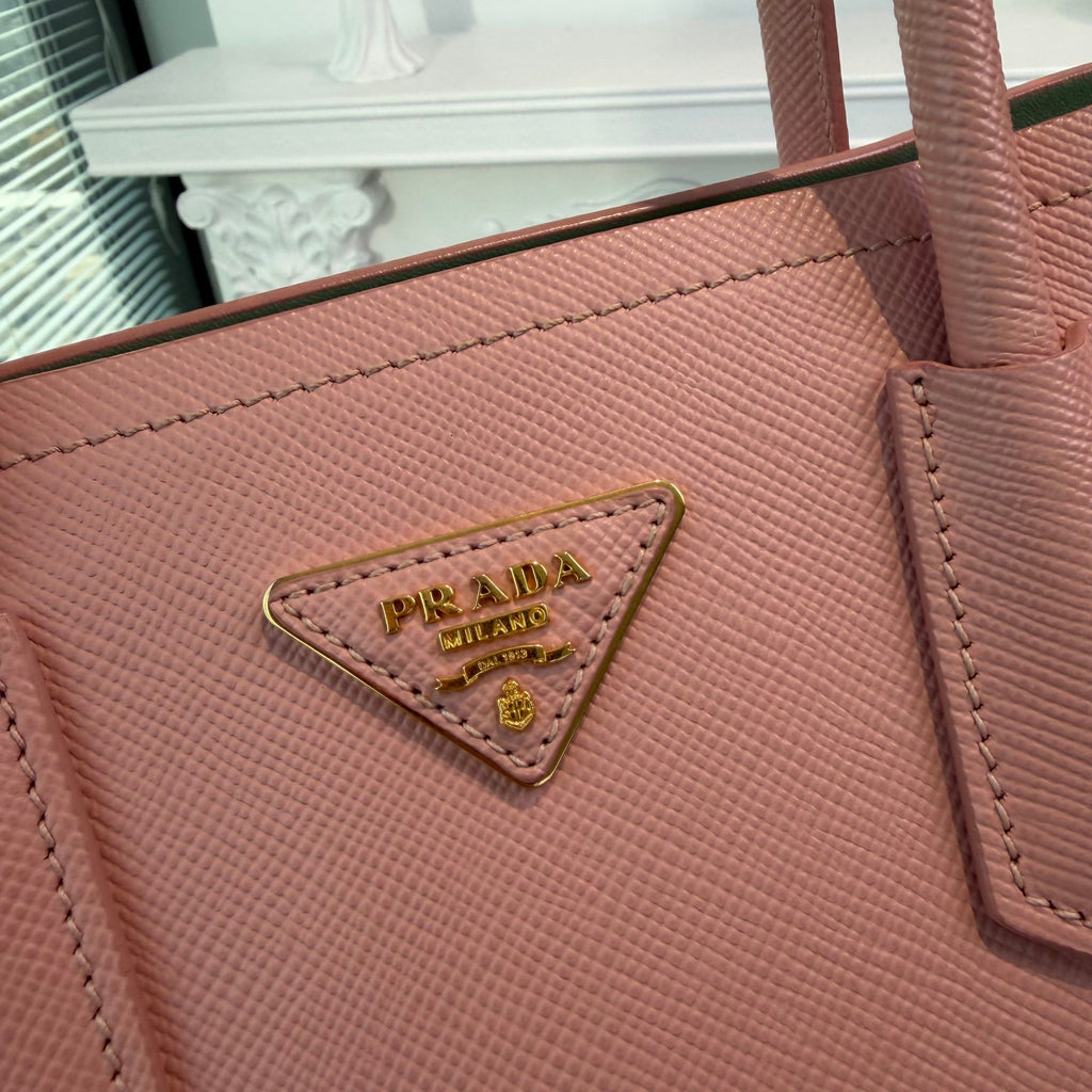 【#274】Pre-owned Prada Medium Open Tote Bag Saffiano Leather in Blush Pink with Contrast Green Lining