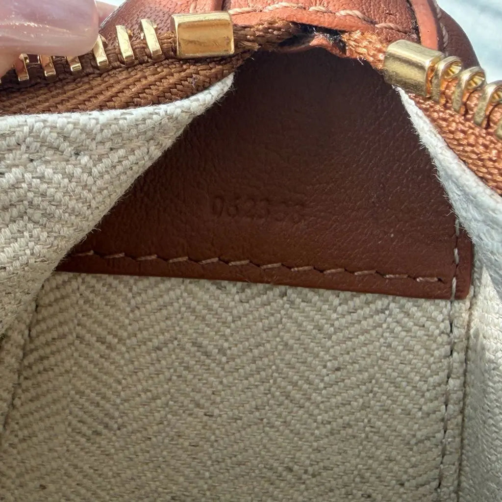 【#103】Pre-owned Loewe Hammock Mini Brown Calfskin Hobo HZ251129023