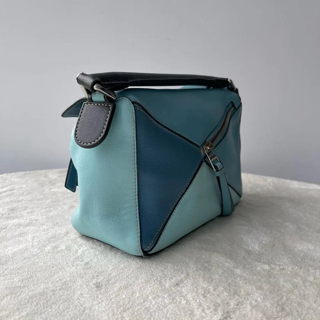 【#100】Pre-owned Loewe Puzzle Bagsmall Multitone Blue Leather HZ25111019